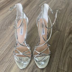 Steve Madden silver heels
